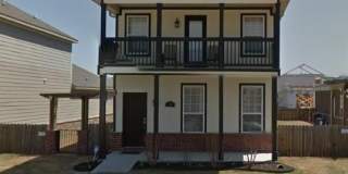 568  N Longfellow  LN Gallery 1