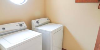 Must see 2 bed, 2 bath duplex near the University of Oklahoma Gallery 7