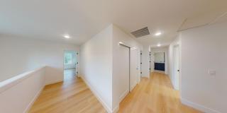 *Contemporary Home, Stylish Luxury, Central Air, Pet Friendly, Fenced Yard Gallery 11