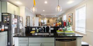 904 Webster St NW Gallery 10