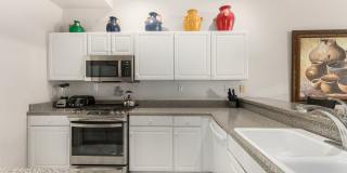 STUNNING Furnished OASIS 2 bed/2 bath Condo in McCormick Ranch Gallery 12