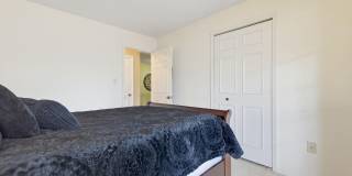10208-C ASHBROOKE Court Gallery 31