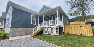 Long Term Rental Padgett Place-Black Mountain Gallery 1