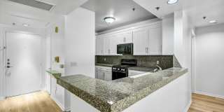 2222 BEACHWOOD Dr Gallery 19
