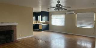 5216 Los Arboles Gallery 5