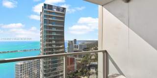 1425 Brickell Ave Gallery 53