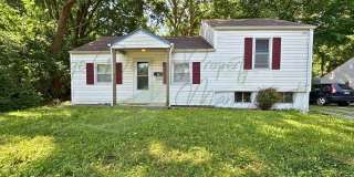 Charming 2 Bedroom Home in Raytown Gallery 1