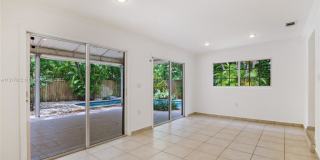 119 Harbor Dr Gallery 6