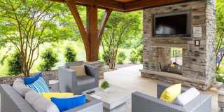 Avery at Turkey Creek Gallery 37