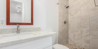 1100 W 12th Street Gallery 21