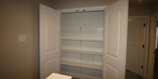 Great Location off County Line Rd /  3/2.5/2 Duplex / Fridge / Fenced in Yard with Covered Patio / NBISD Gallery 24