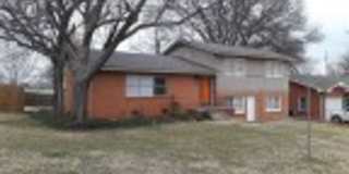 2224 W Admiral Gallery 1
