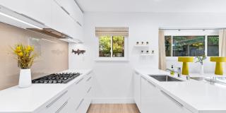 Stylish Condo in Desirable Alta Heights Neighborhood Gallery 16