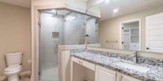 1901 W 25th 1/2 Street Gallery 7