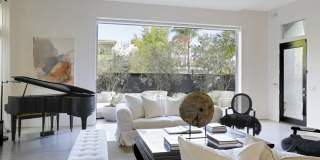 2425 Clement Ave Gallery 1