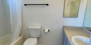 4 Bedroom in Mountain View-11348 E 24th Ln Gallery 17