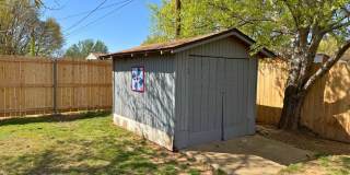 Lovely home in Expressway Village offering 3 bedrooms and a Jack & Jill bathroom. Gallery 33