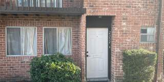 2352 HUNTINGTON GREEN COURT Gallery 1