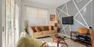 Charming and Spacious 4-Bedroom, 3-Bathroom Fully Furnished Townhome  in the Sought-After Venetian Bay Villages Community Gallery 7