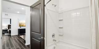 The Pullman Luxury Apartment Homes Gallery 64