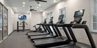 Versailles on the Lakes Oakbrook Gallery 20