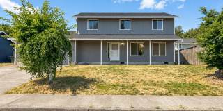 Beautifully Updated 4-Bedroom Home in Woodland, WA – Pet Friendly Gallery 1