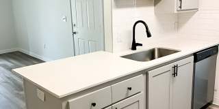 Courtside Gallery 15