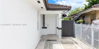 1214 NW 34th Ave Gallery 2