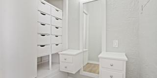 Ancelle Gallery 12