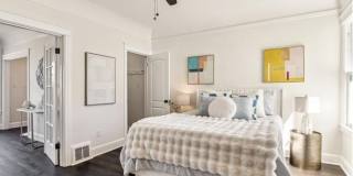 1235 Oak St Gallery 21