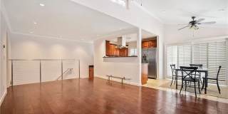 22131 Burbank Blvd Unit 7 22131 Burbank Blvd Unit 7 Gallery 1