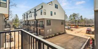 5015 Grayton Alley Gallery 4