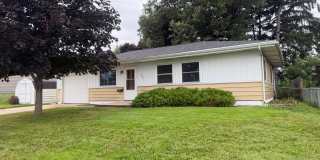 Clean and fresh 3 bedroom on quiet street Gallery 1