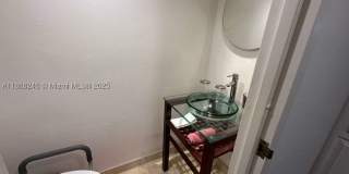 1000 Parkview Dr Gallery 13