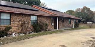 100 Yorkshire Drive Gallery 1