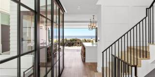 2428 The Strand Gallery 26