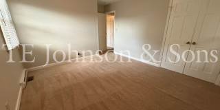 Spacious One Level Home with Den, Granite Kitchen Island, and 2 Car Carport Gallery 41