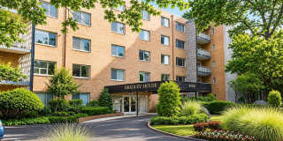 4800 CHEVY CHASE DR #404 Gallery 1