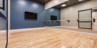 Huntington Park Gallery 21