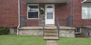Spacious 3 Bedroom Home | Central AC | Finished Basement | Parking Gallery 1