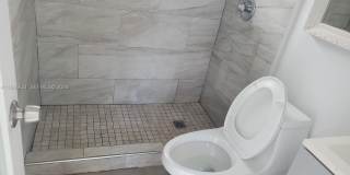 1212 SW 7th Ave Gallery 2