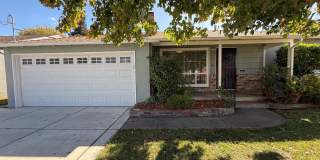 Charming 3 bedroom, 2 bath Single Level Home in San Lorenzo Village Gallery 1