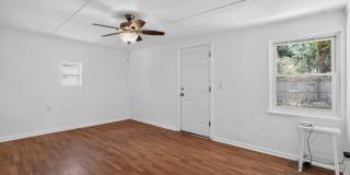 2617 Nassau Street Gallery 12