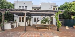 1064 S Alfred St Gallery 13