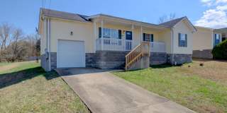 Three Bedroom Close to Post Three Bedroom Close to Post Gallery 1
