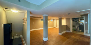 Spacious 4-Bedroom Single Family House in Baltimore Gallery 7