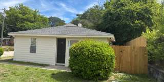 2212 Murchison Road Gallery 12
