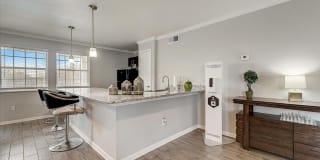 WatersEdge Denton Apartments Gallery 11