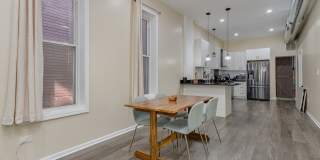 522 N Armour Street Gallery 7