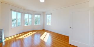 2844 Lyon Street Gallery 1